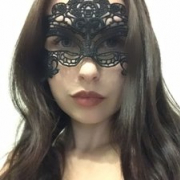 AdrianaDeLuxe