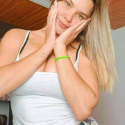 Amber_louu