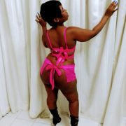 CurvyMilfxxx