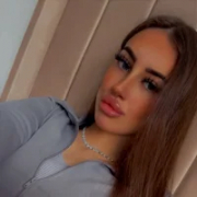 Chloewhiteex