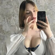Molly_Parker