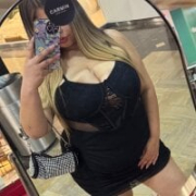 rubia_curvy