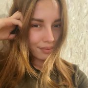 MiaKennett