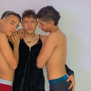 MONEY_GUYS