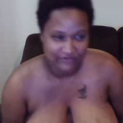 nikkilicksem