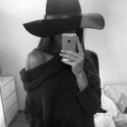 Nika7774