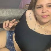 Pretty_womens_latins