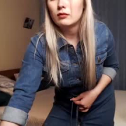 greta_cute_see