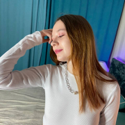 Amelia_Like