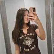 Vicki_queen
