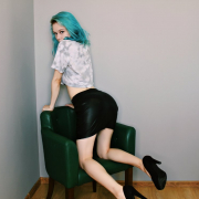 Eva_Kisses
