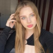 BellaXoxox