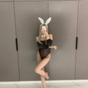 blondegirlss