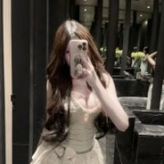 Ellazz999