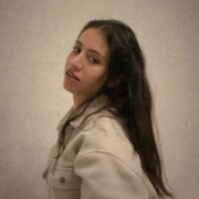 Playful_Lia