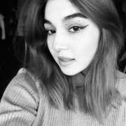 JenniBrezee
