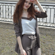 steffi_grey