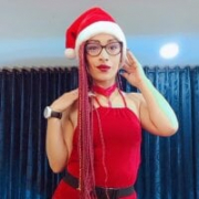 Keila_hot_