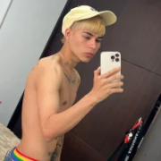 lukasstrong_