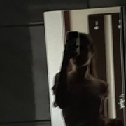 -Annelise-