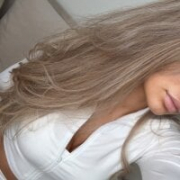 Hon3yy_xo