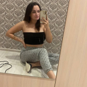 taylor_happy