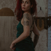 AlexaaCurly