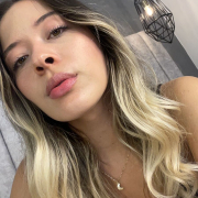 chloe_d