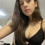 kiaraa01