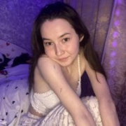 kiss_me_mira
