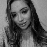 MEGAN_kiss_