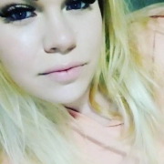 Daniella_Li