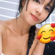LaraSanders