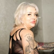 HotMommaMila
