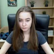 your_queen_mia