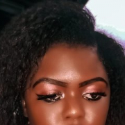 QueenH8521