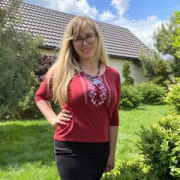 Elegant00Girl