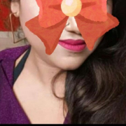 Hot_Meera