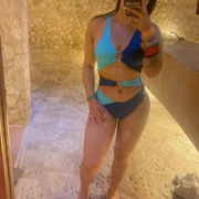 ashley_roberts_1