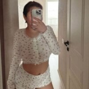 anora_sunny