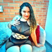 Tara_hot69