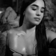 mia_poncce