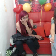 two_girl_22