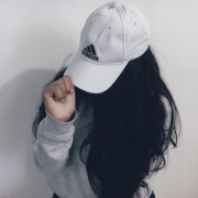 zoe-kiss