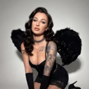 Adele_Langoria
