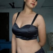 Sanjana-hot1