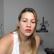 camiladioor2
