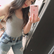 perla_young
