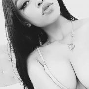 jade_hot_