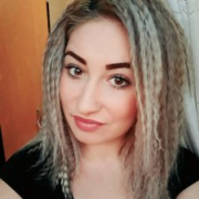 CurvySarah